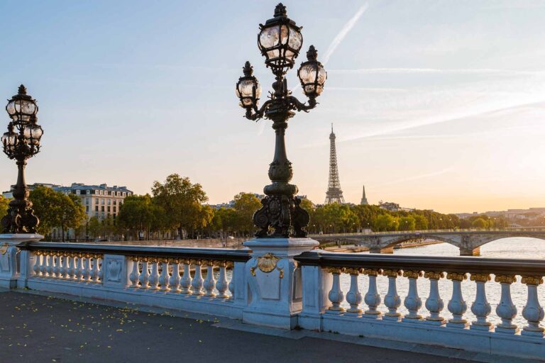 alexander bridge in paris