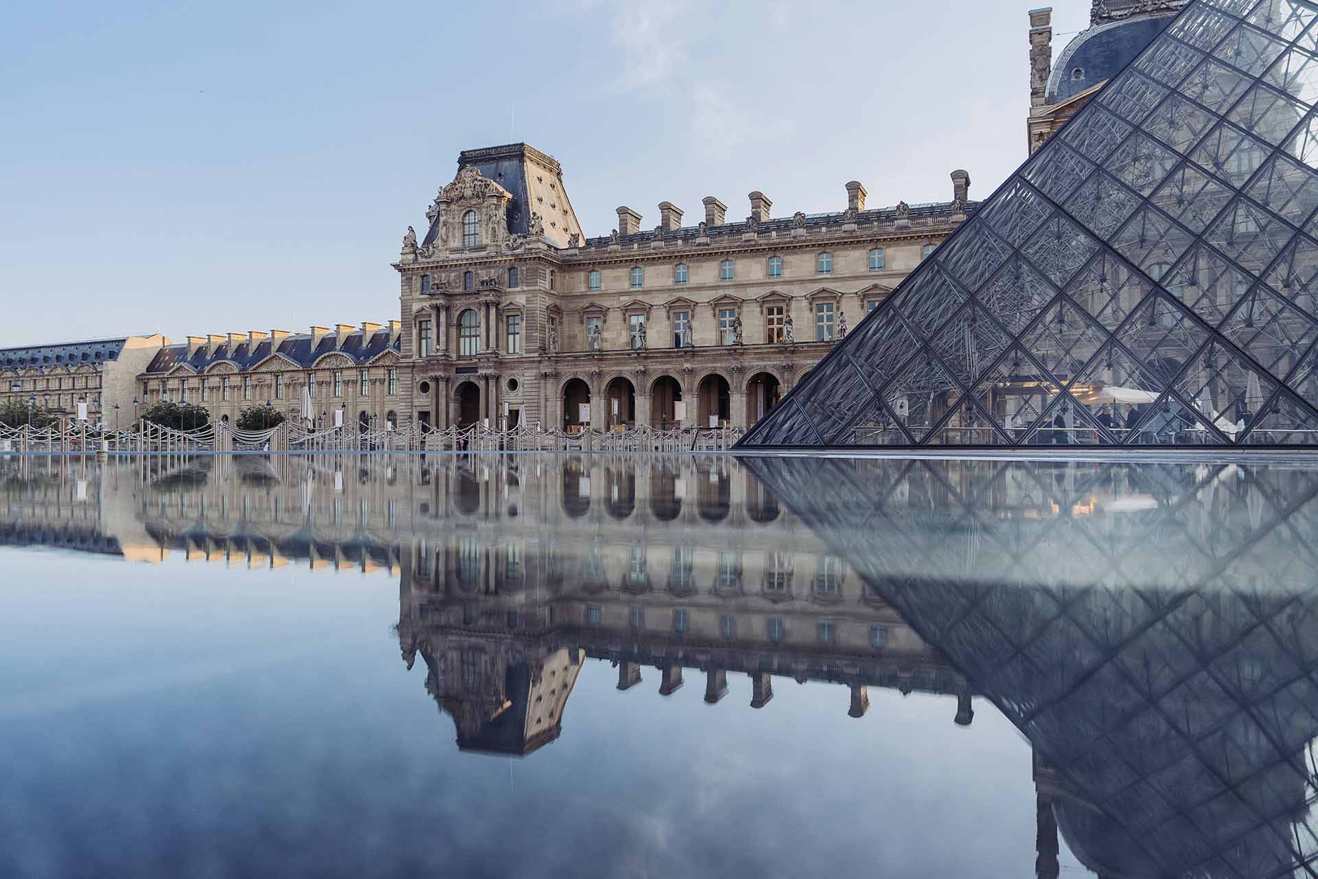 the louvre museum in Paris, france